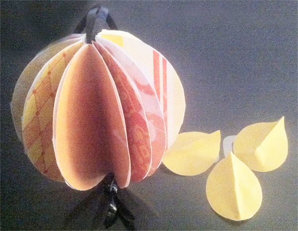 How to Make a Paper Pumpkin Decoration
